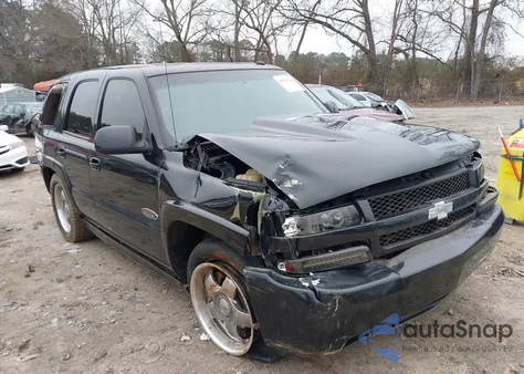 2004 Chevrolet Tahoe Ls z USA, uszkodzony, nr VIN 1GNEK13Z94J289743